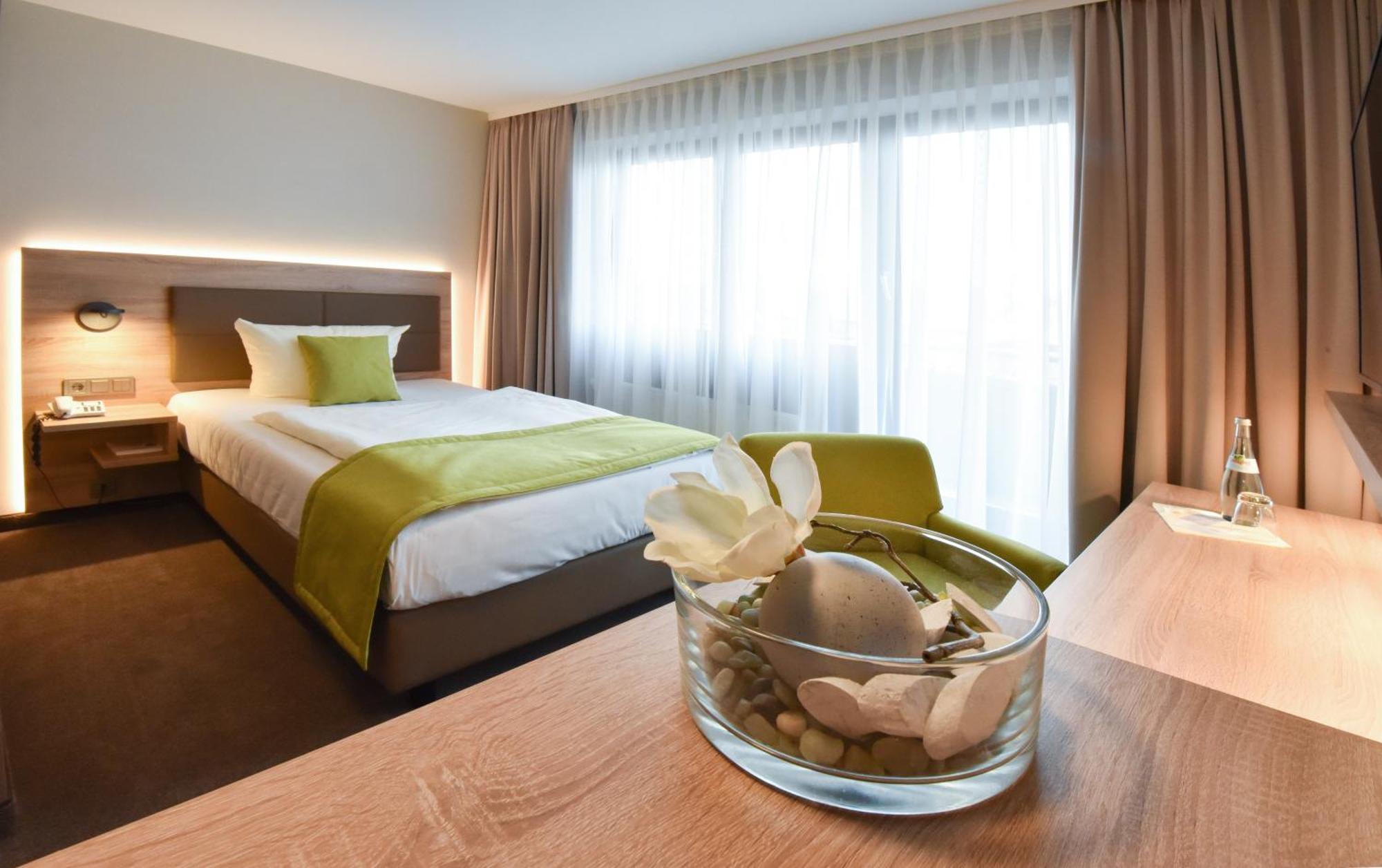 Aramis Tagungs- Und Sporthotel Gaufelden ภายนอก รูปภาพ