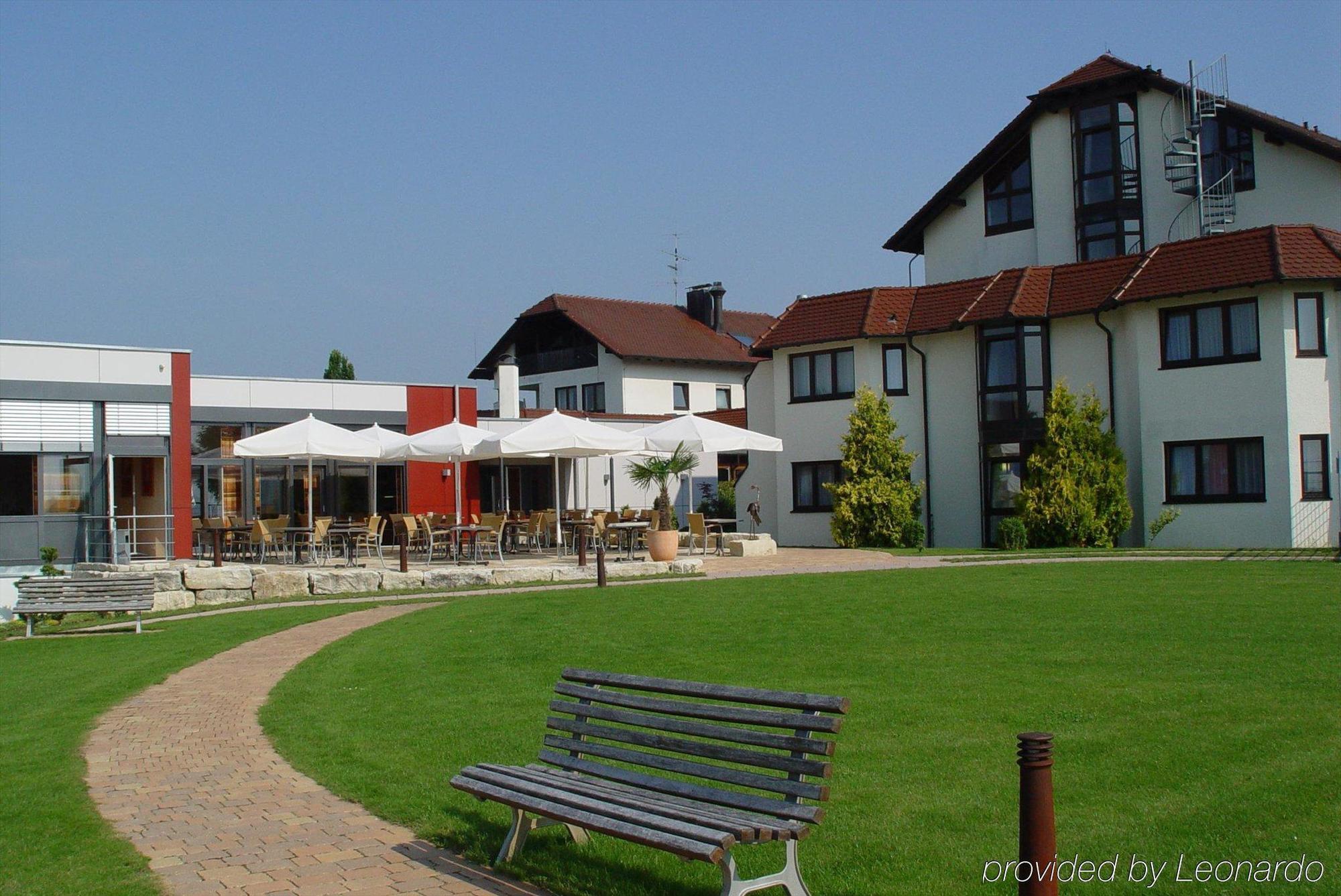 Aramis Tagungs- Und Sporthotel Gaufelden ภายนอก รูปภาพ