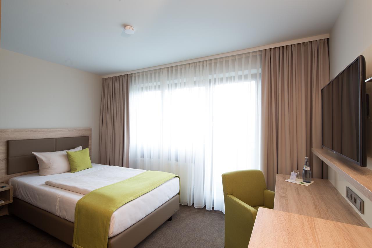 Aramis Tagungs- Und Sporthotel Gaufelden ภายนอก รูปภาพ