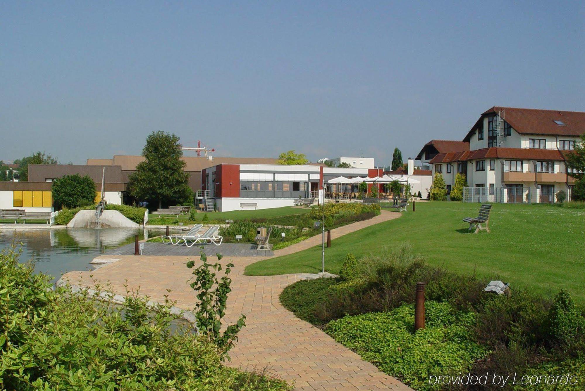 Aramis Tagungs- Und Sporthotel Gaufelden ภายนอก รูปภาพ